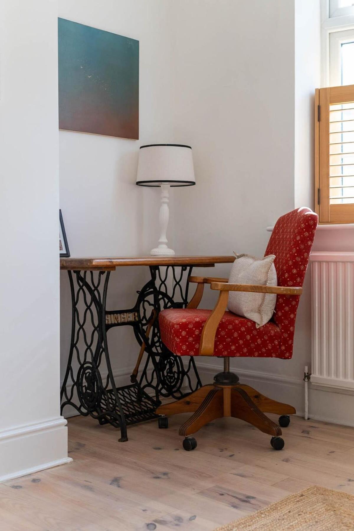 Host & - Centurion House Brighton